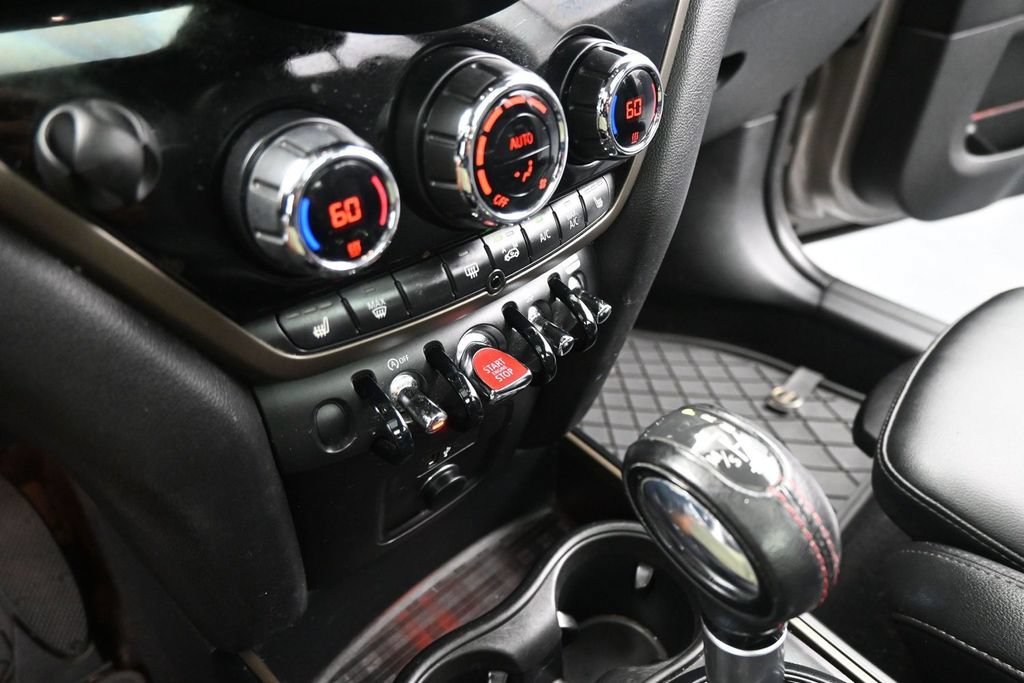 Used 2019 MINI Cooper Countryman S w/ Premium Package FWD image 15