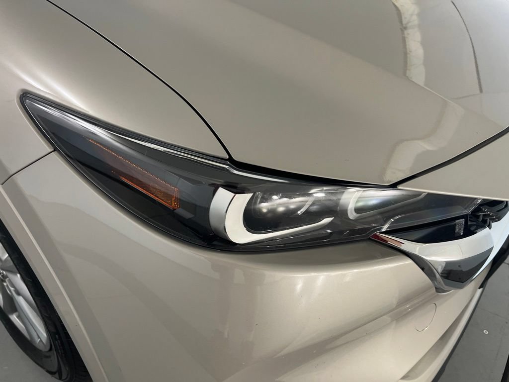 Used 2025 MAZDA CX-5 AWD 2.5 S w/ Preferred Package image 34