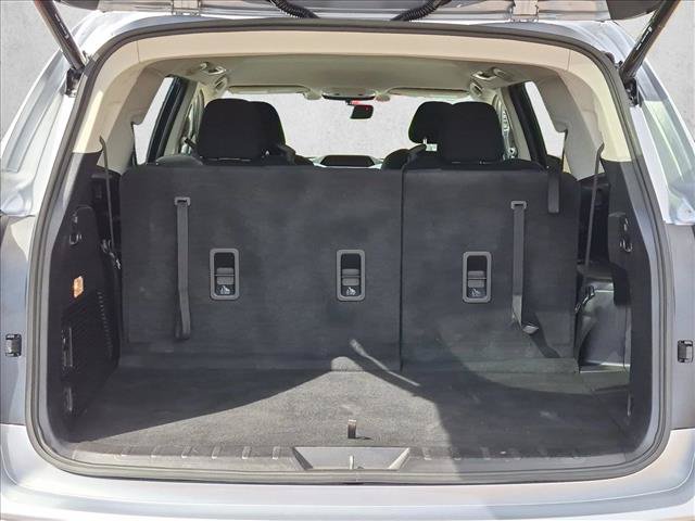 Used 2022 Subaru Ascent Premium w/ Convenience Package AWD/4WD image 6