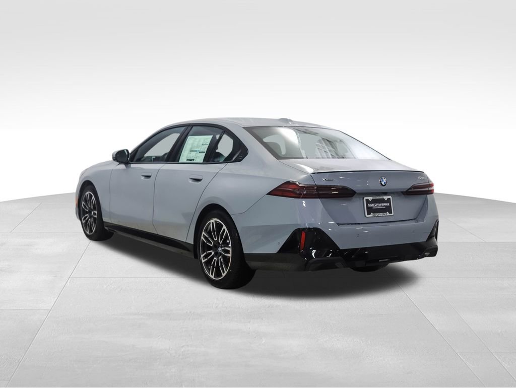 New 2026 BMW 530i xDrive w/ M Sport Package image 3