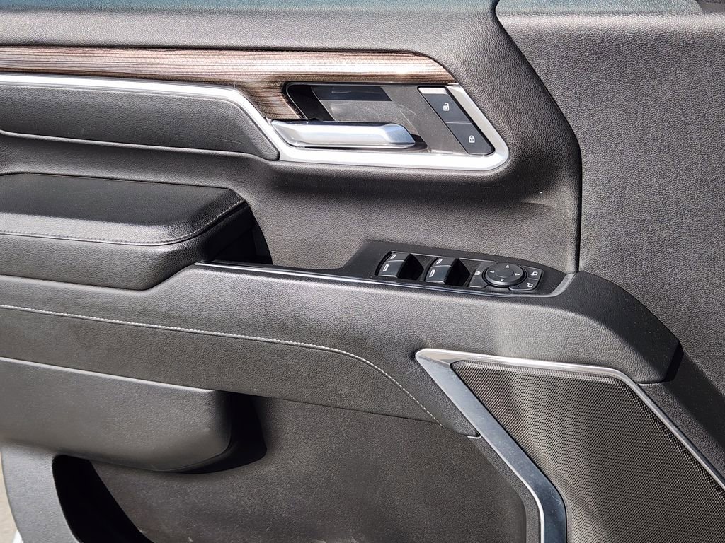 Used 2024 Chevrolet Silverado 3500 LT w/ Convenience Package image 30