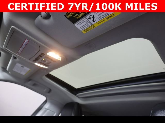 Used 2023 Toyota Highlander XLE FWD image 25
