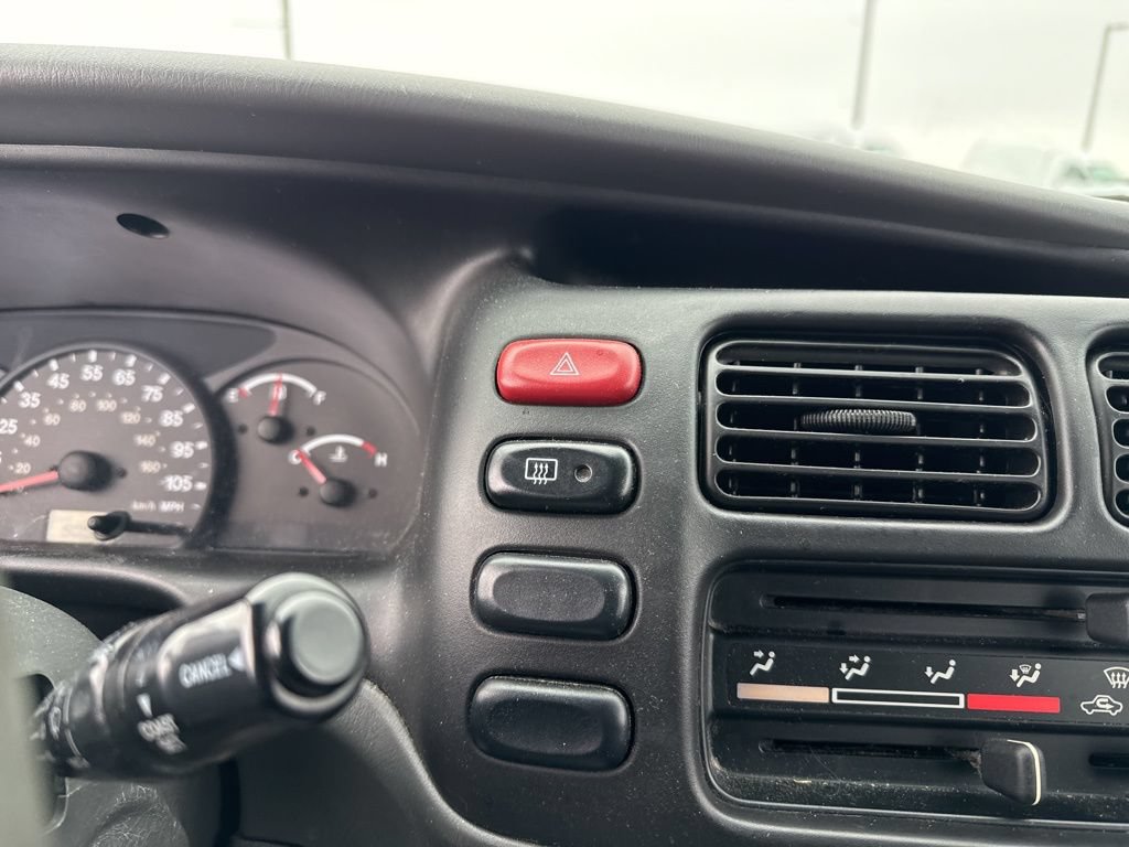 Used 2000 Chevrolet Tracker 4WD w/ Preferred Equipment Group 2 image 17