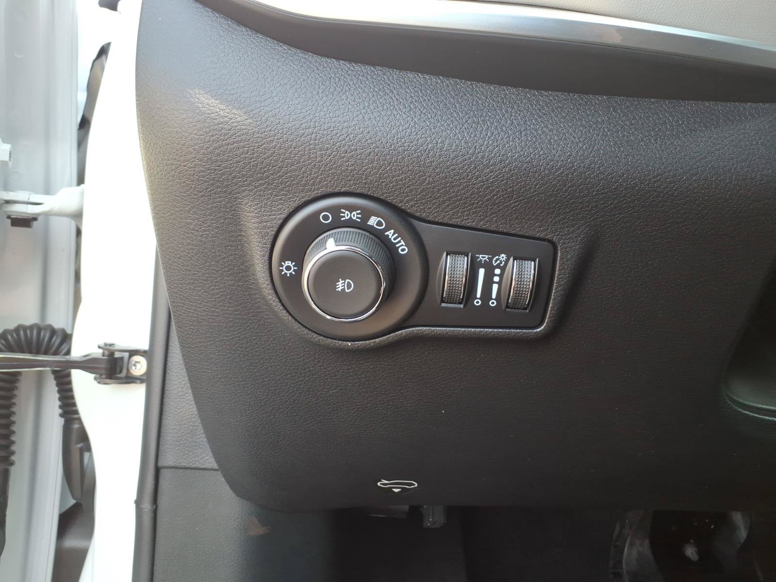 New 2026 Jeep Compass Limited AWD/4WD image 16