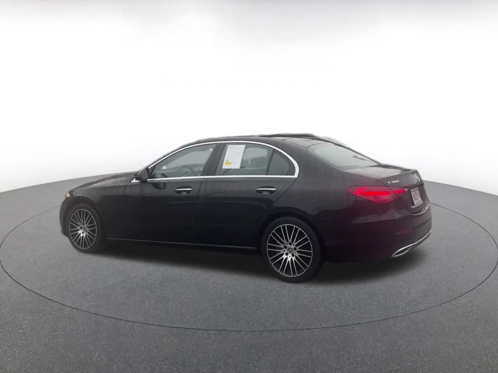 Used 2024 Mercedes-Benz C 300 Sedan image 10