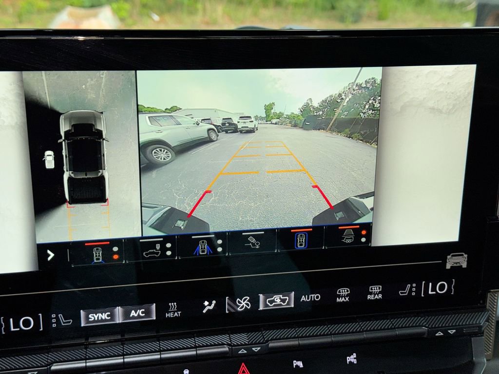 Used 2024 GMC Hummer EV 3X w/ Battery Pack, 24 Module Pack AWD/4WD image 28