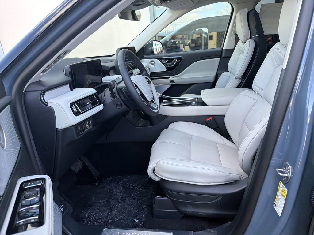 New 2026 Lincoln Aviator Reserve image 5