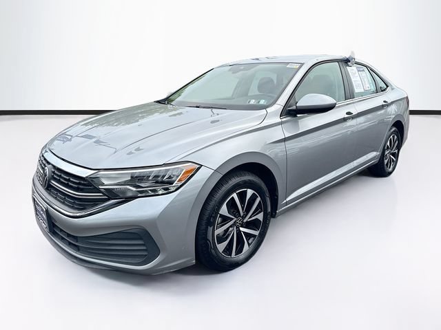 Used 2024 Volkswagen Jetta S FWD image 3
