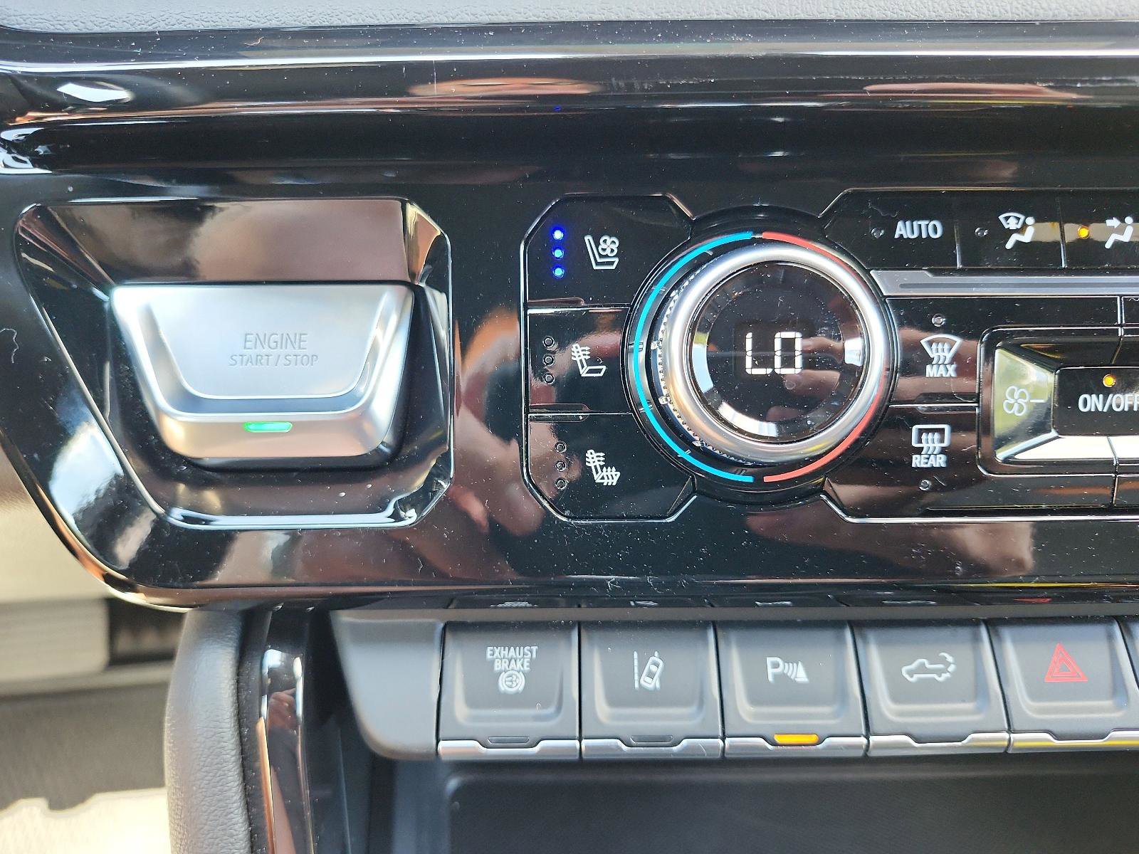 Certified 2025 GMC Sierra 2500 AT4 w/ AT4 Premium Plus Package image 23