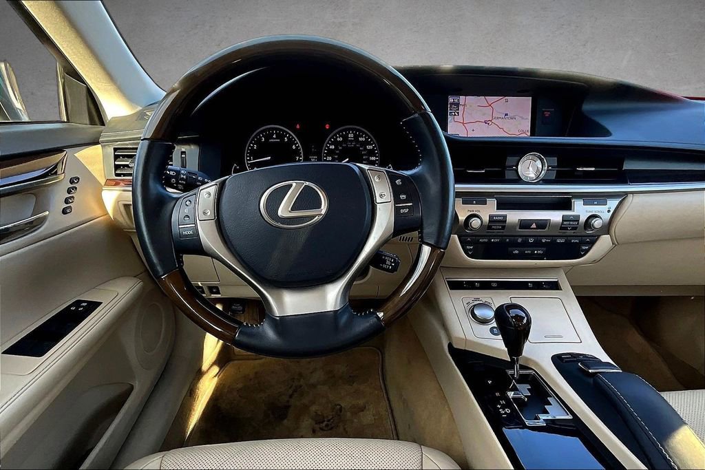 Used 2013 Lexus ES 350 image 10