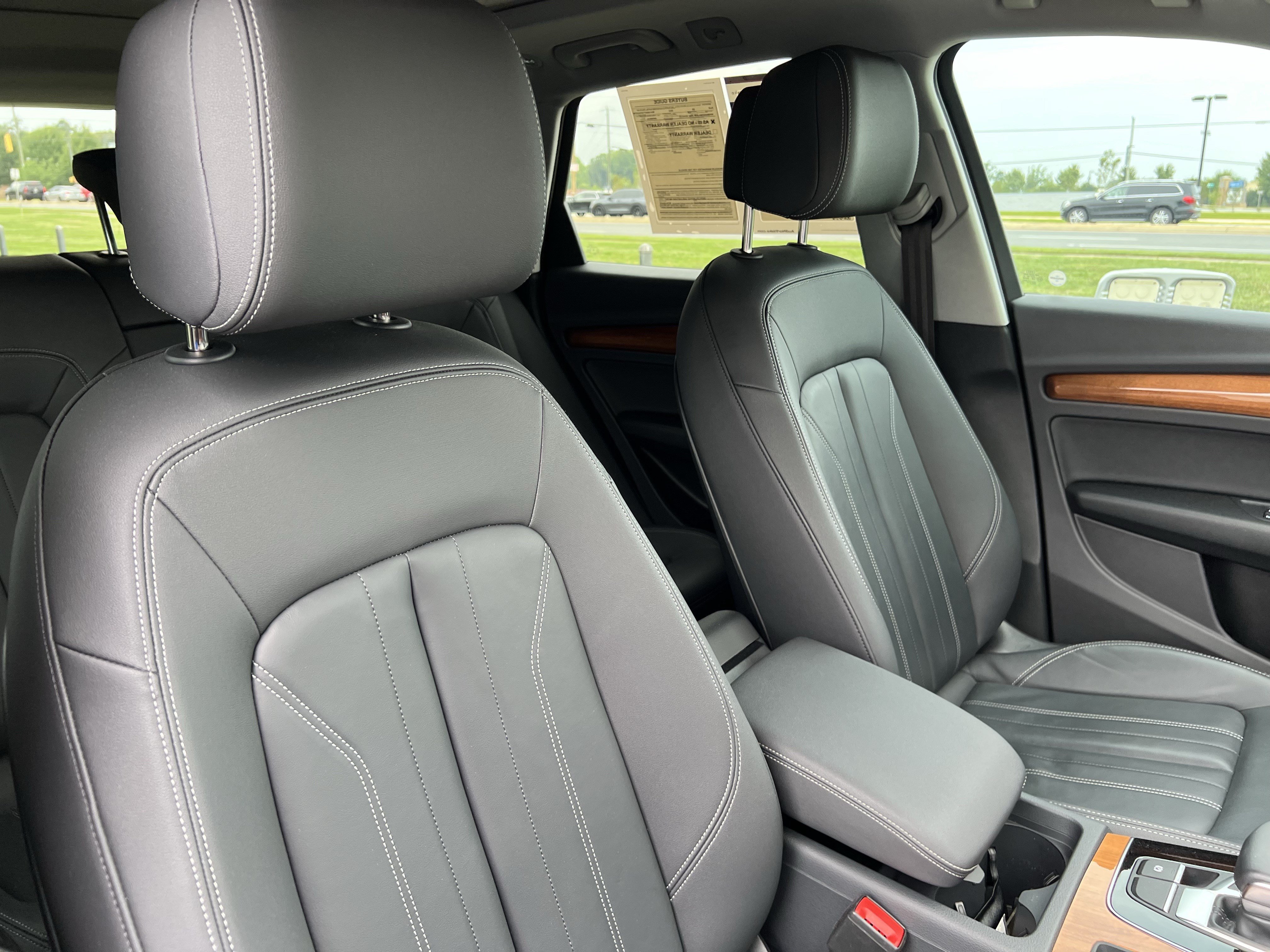 Used 2023 Audi Q5 2.0T Premium AWD/4WD image 35