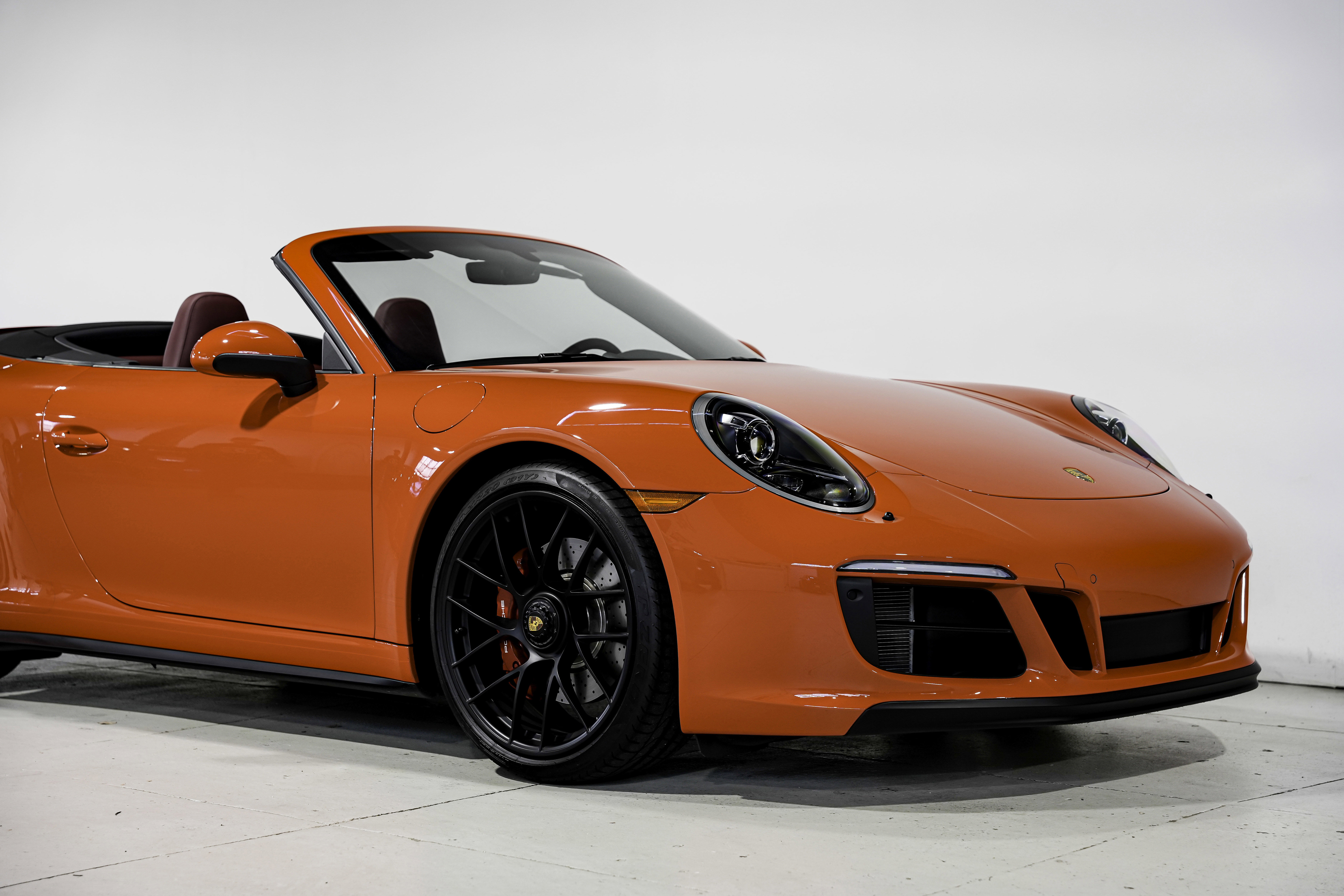 Used 2018 Porsche 911 Carrera GTS image 44