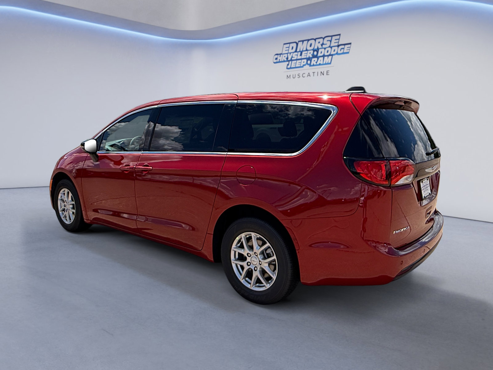 New 2027 Chrysler Pacifica LX FWD image 3