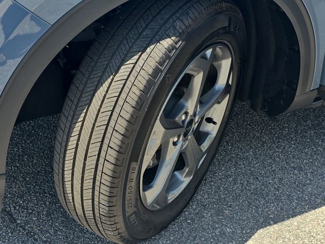 Used 2025 Ford Escape ST-Line w/ Equipment Group 301A FWD image 32