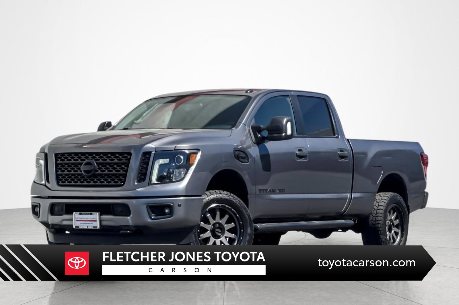 Used 2019 Nissan Titan SV w/ SV Convenience Package image 1