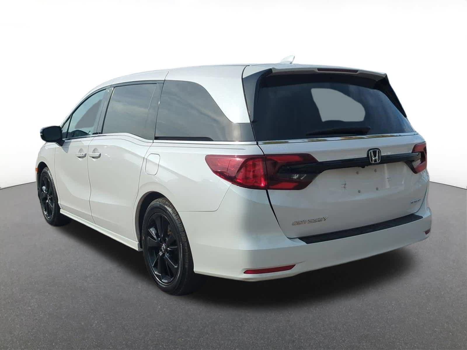 Used 2023 Honda Odyssey Sport image 4