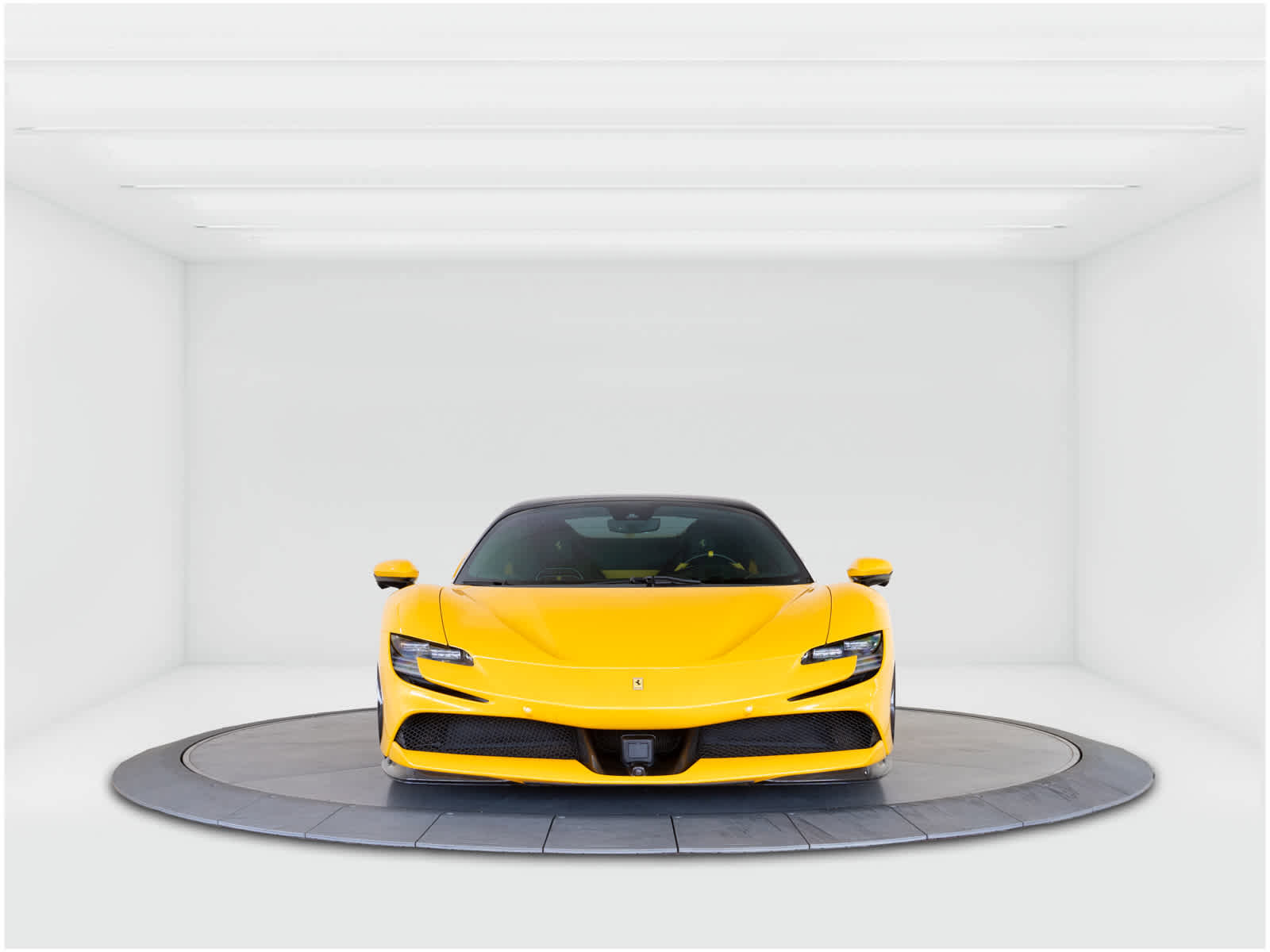Certified 2022 Ferrari SF90 Spider image 8