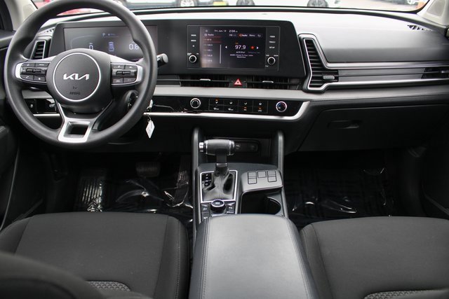 Used 2023 Kia Sportage LX image 15