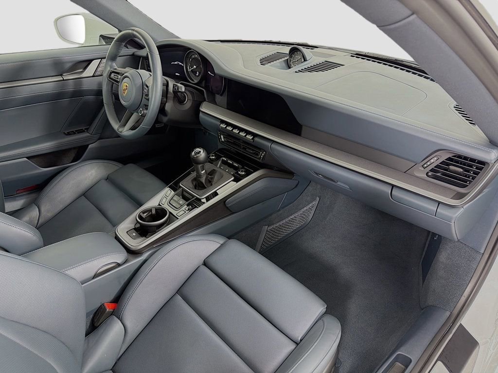 Certified 2024 Porsche 911 Carrera S RWD image 31