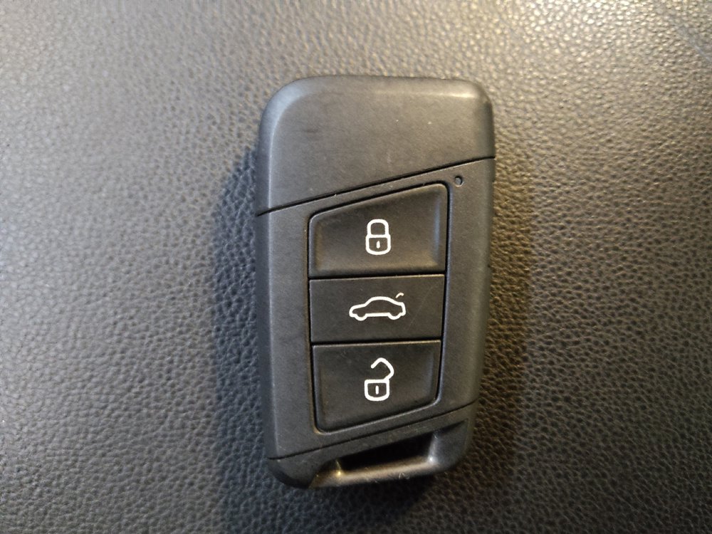 Used 2019 Volkswagen Jetta SEL image 32