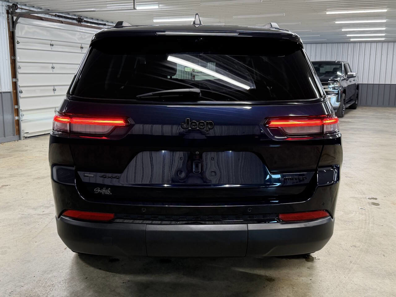 Used 2023 Jeep Grand Cherokee L Limited w/ Luxury Tech Group II image 6