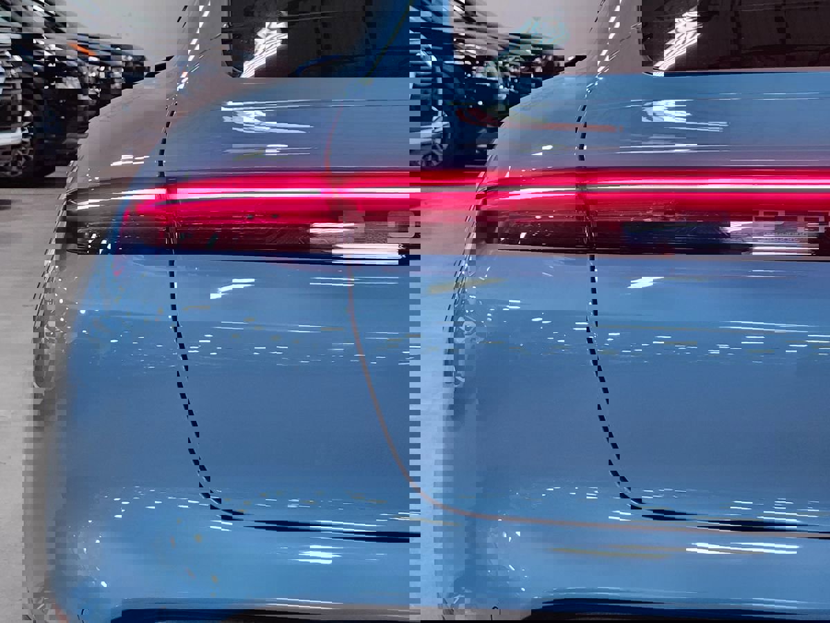 Used 2021 Porsche Taycan image 20