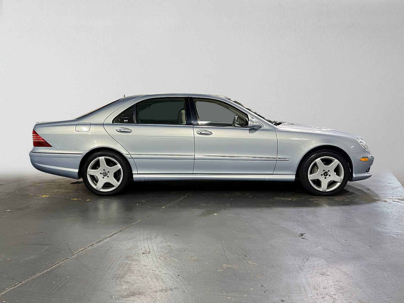 Used 2005 Mercedes-Benz S 430 image 2