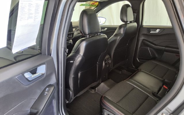 Used 2024 Ford Escape ST-Line w/ Tech Pack #1 AWD/4WD image 12