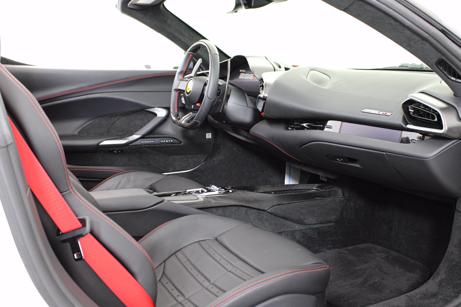 Certified 2024 Ferrari 296 GTS RWD image 31
