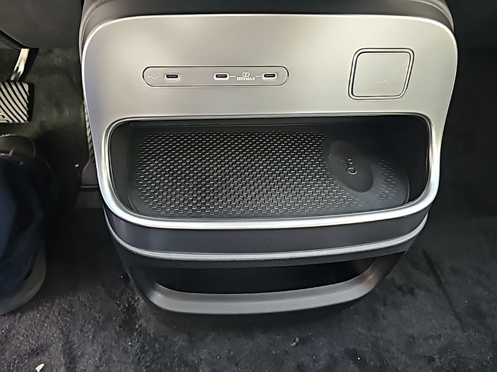 New 2026 Hyundai Ioniq 9 Limited image 19