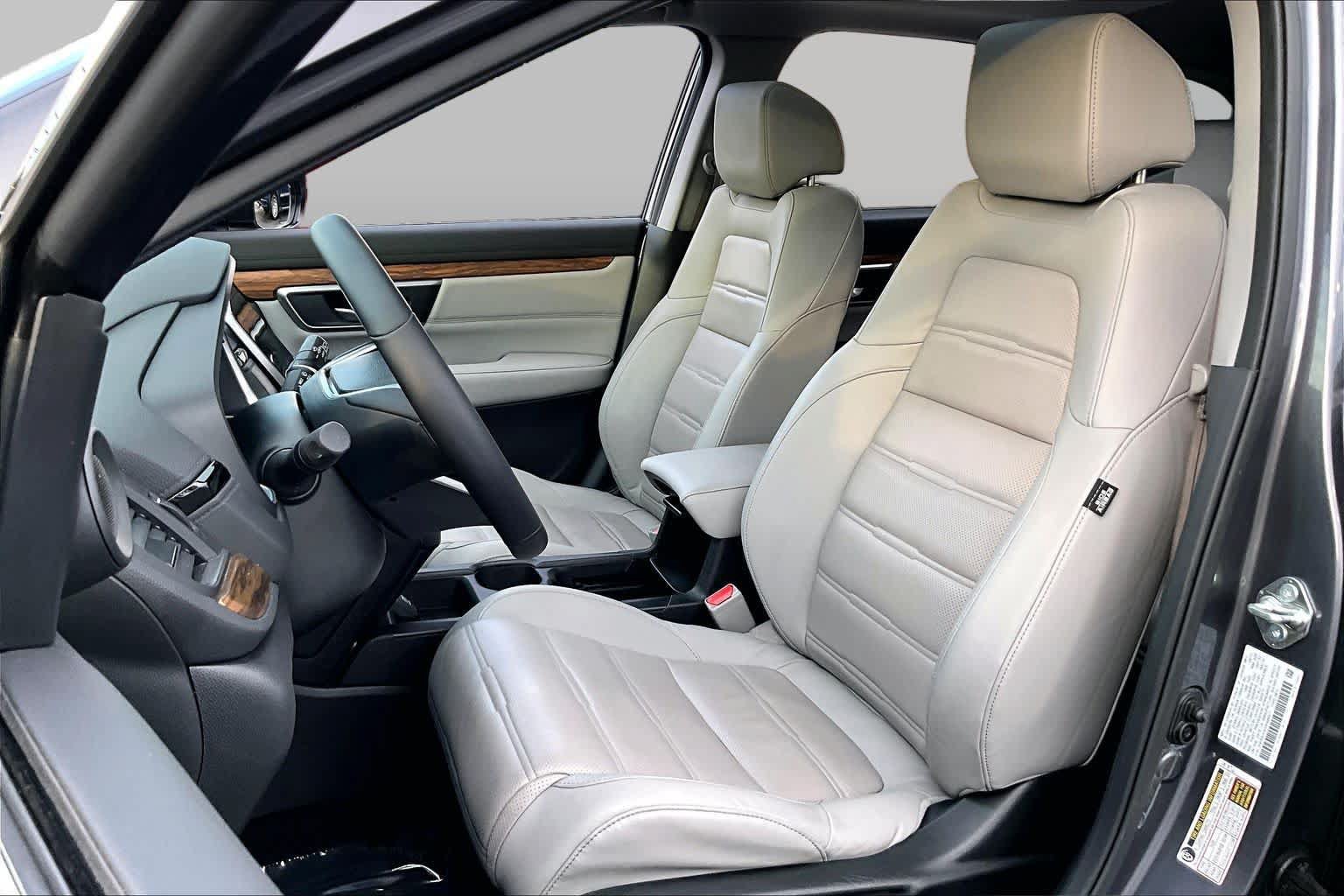 Used 2017 Honda CR-V Touring image 8