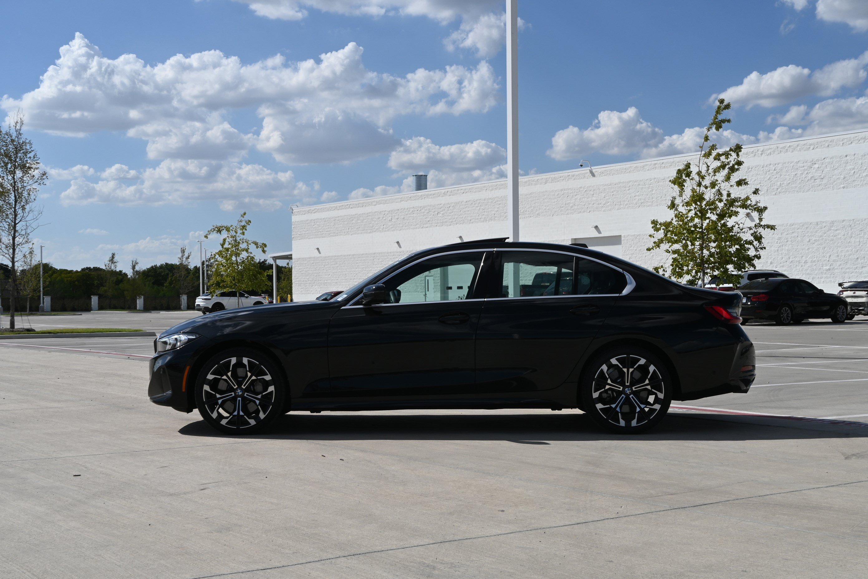 Certified 2025 BMW 330i Sedan RWD image 6