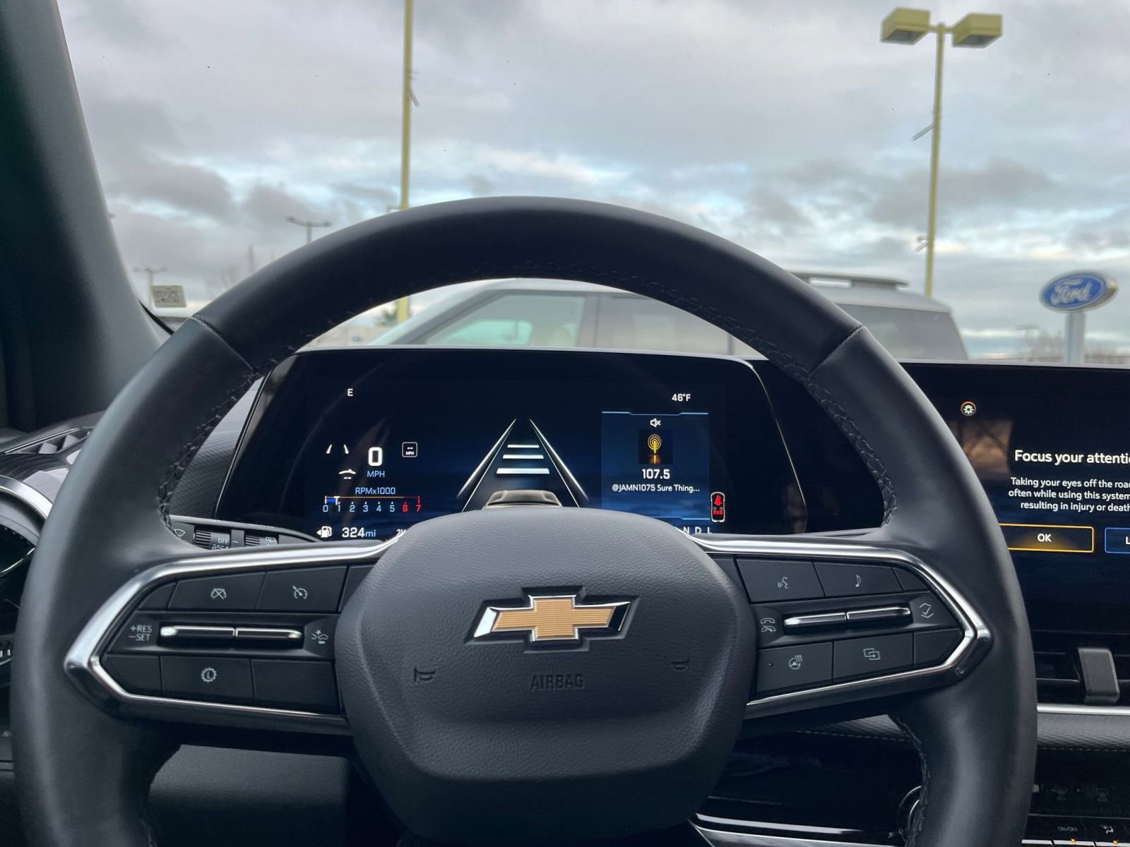 Used 2025 Chevrolet Equinox LT image 28