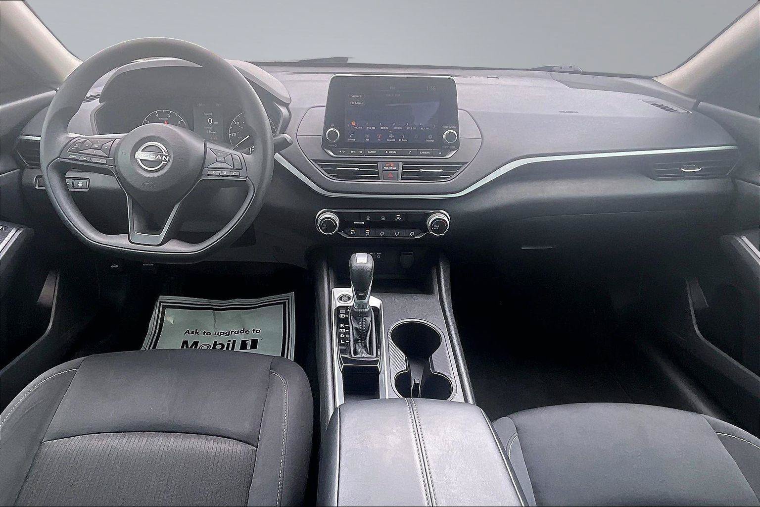 Certified 2025 Nissan Altima 2.5 S FWD image 17
