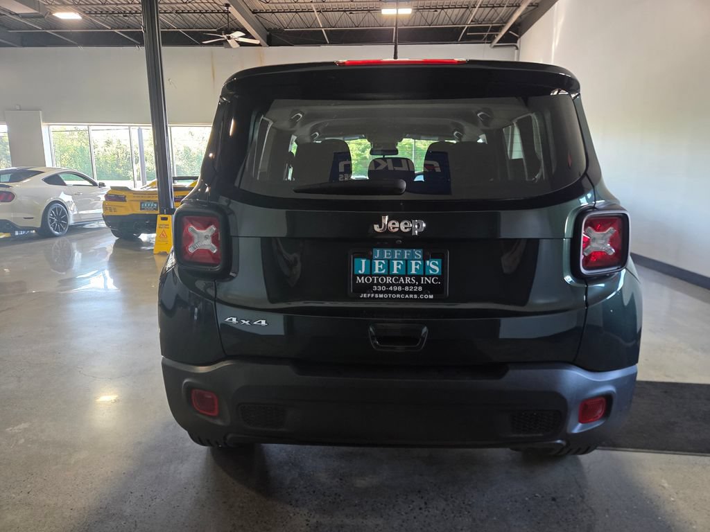 Used 2021 Jeep Renegade Sport AWD/4WD image 4