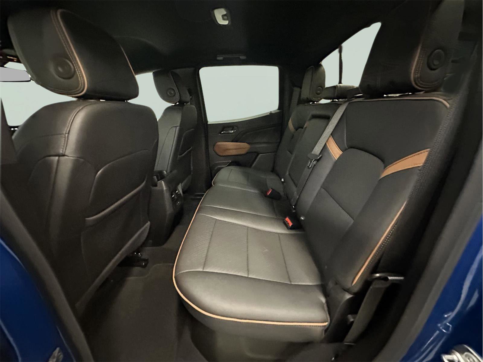 Certified 2024 GMC Canyon AT4 w/ AT4 Premium Package image 32