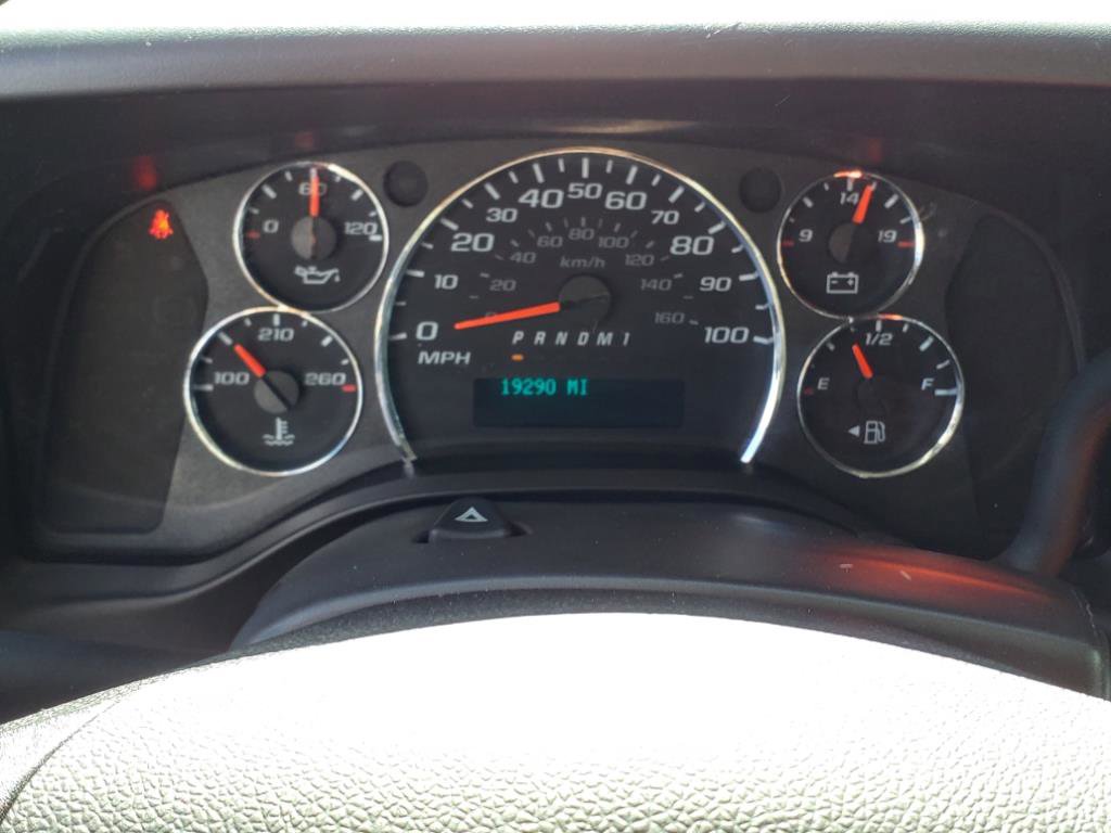 Used 2022 Chevrolet Express 2500 w/ Driver Convenience Package image 30