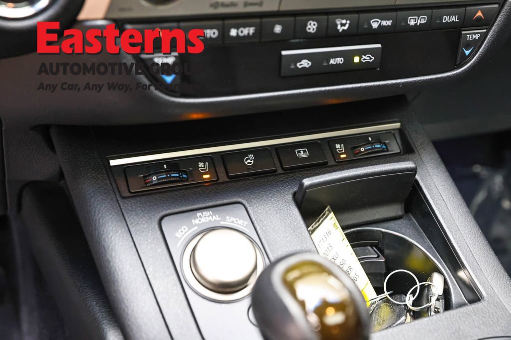 Used 2015 Lexus ES 350 w/ Luxury Package FWD image 20