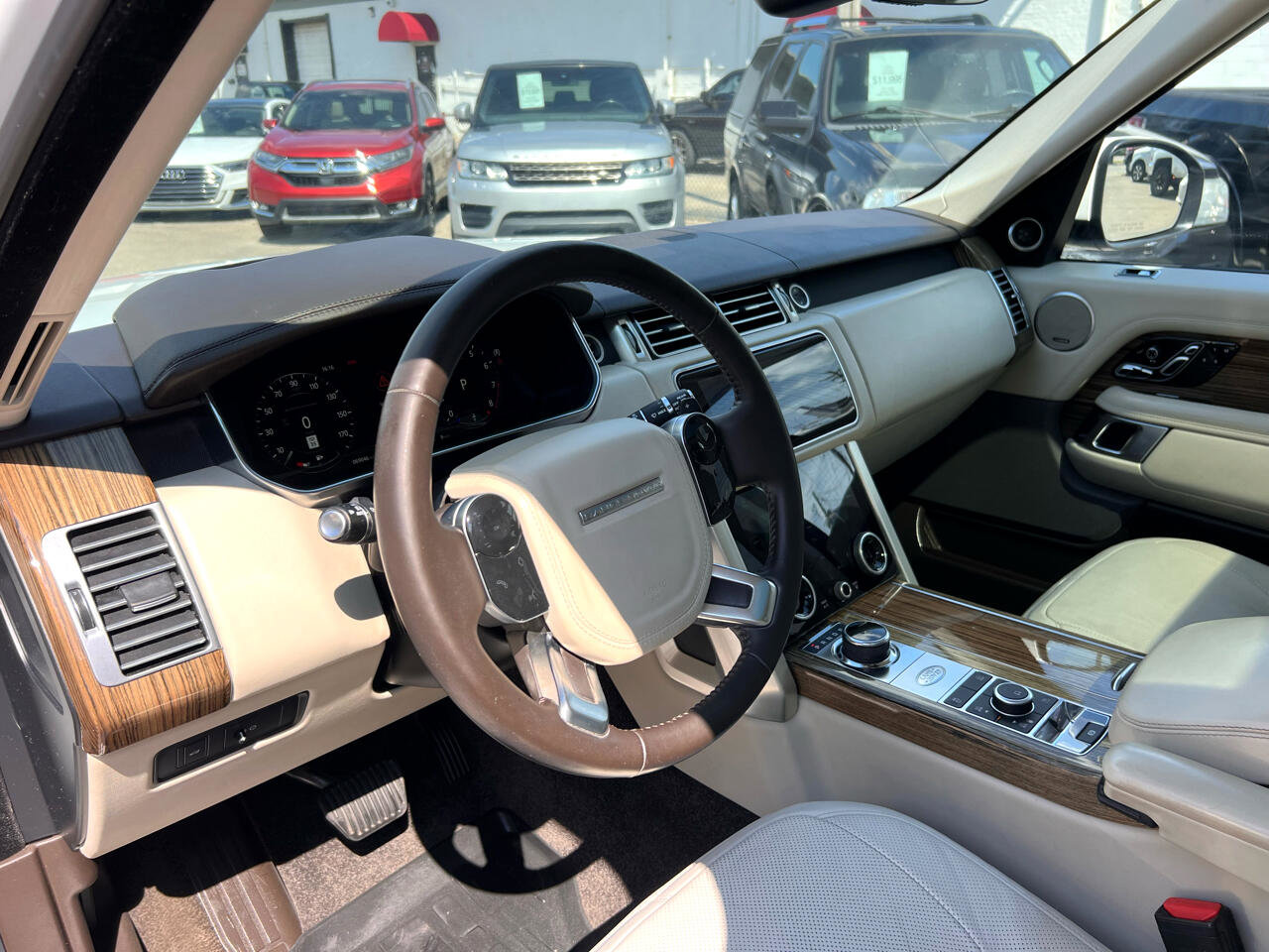 Used 2018 Land Rover Range Rover Long Wheelbase Supercharged image 22