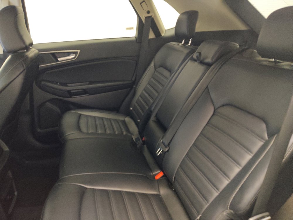 Used 2024 Ford Edge SEL image 18