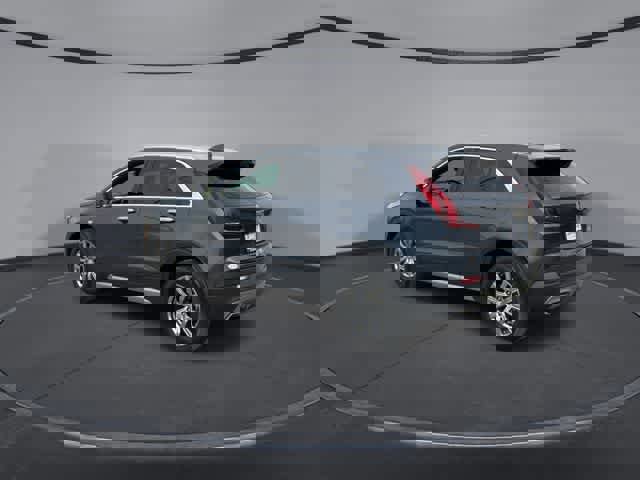 Used 2021 Cadillac XT4 Premium Luxury w/ Driver Awareness Package image 6