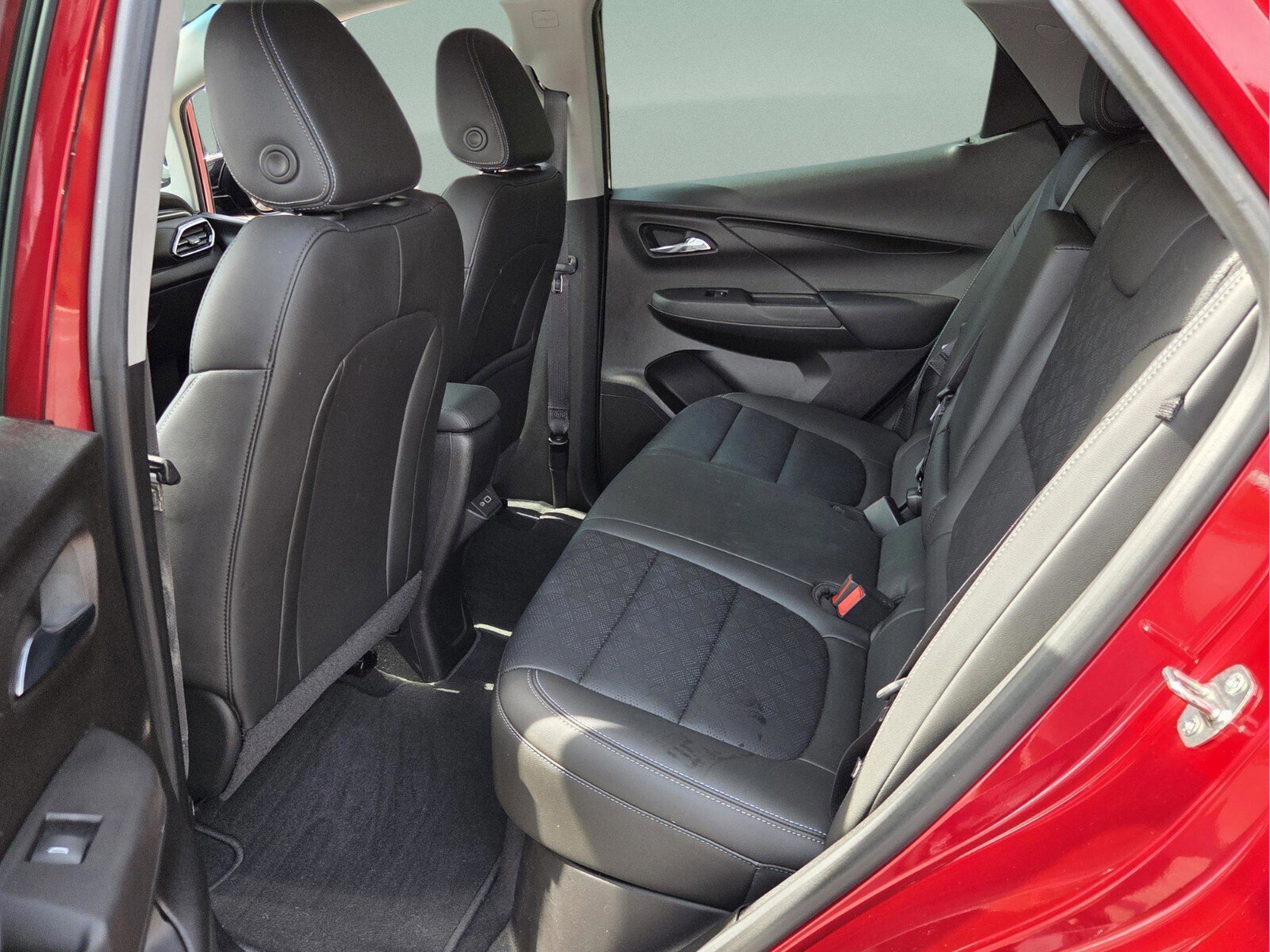 Certified 2023 Chevrolet Bolt LT w/ Infotainment Package FWD image 10