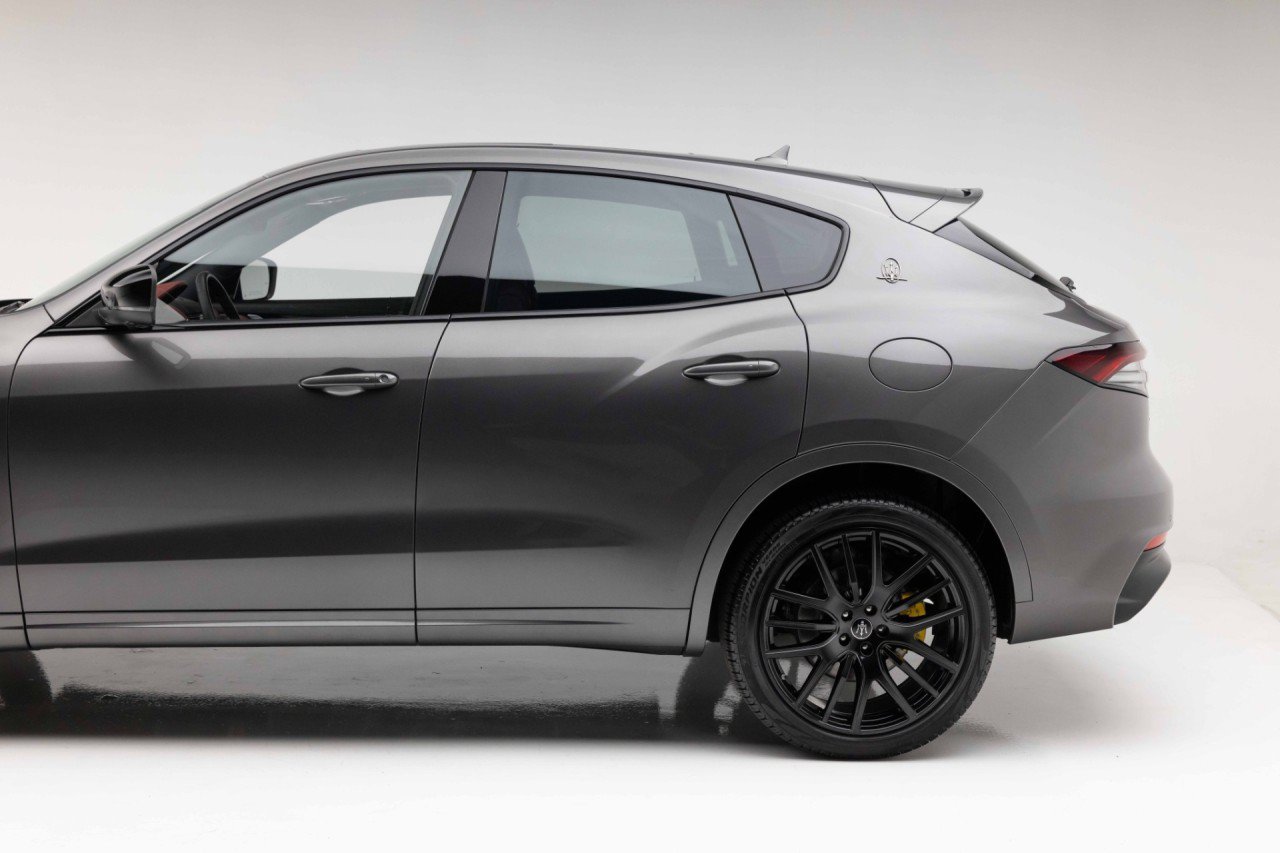 Used 2021 Maserati Levante S GranSport AWD/4WD image 19