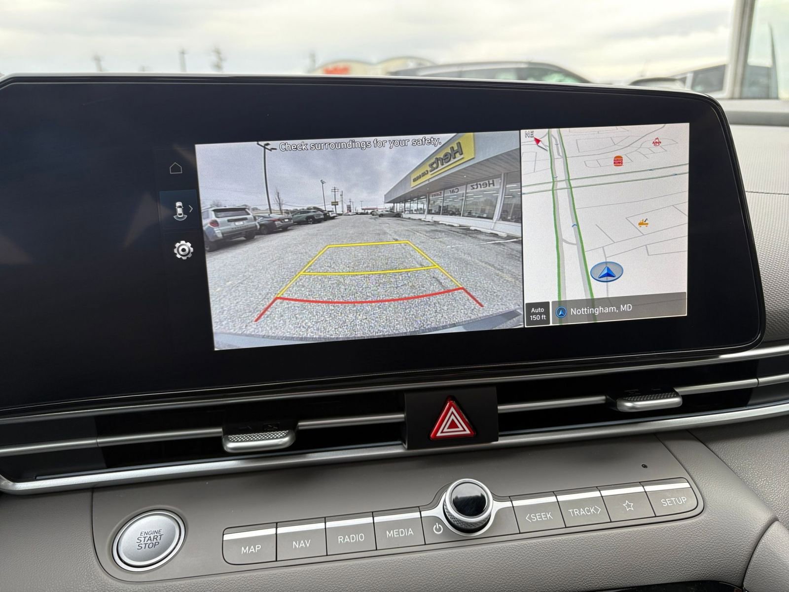 Used 2025 Hyundai Elantra SEL image 27