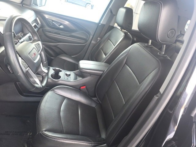 Used 2023 GMC Terrain SLT image 23