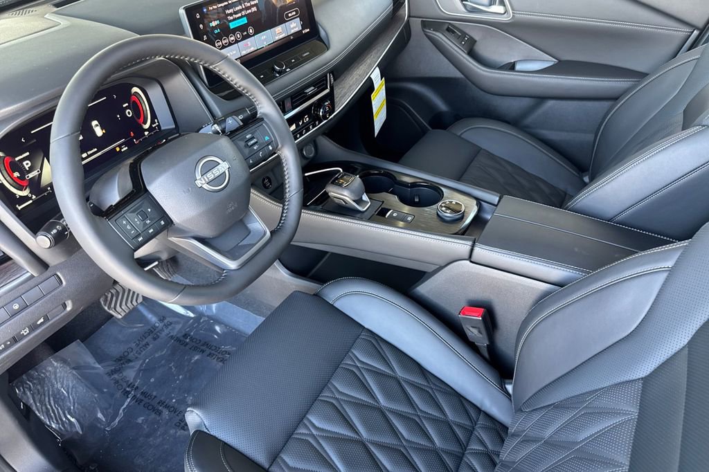 New 2026 Nissan Rogue Platinum AWD/4WD image 7