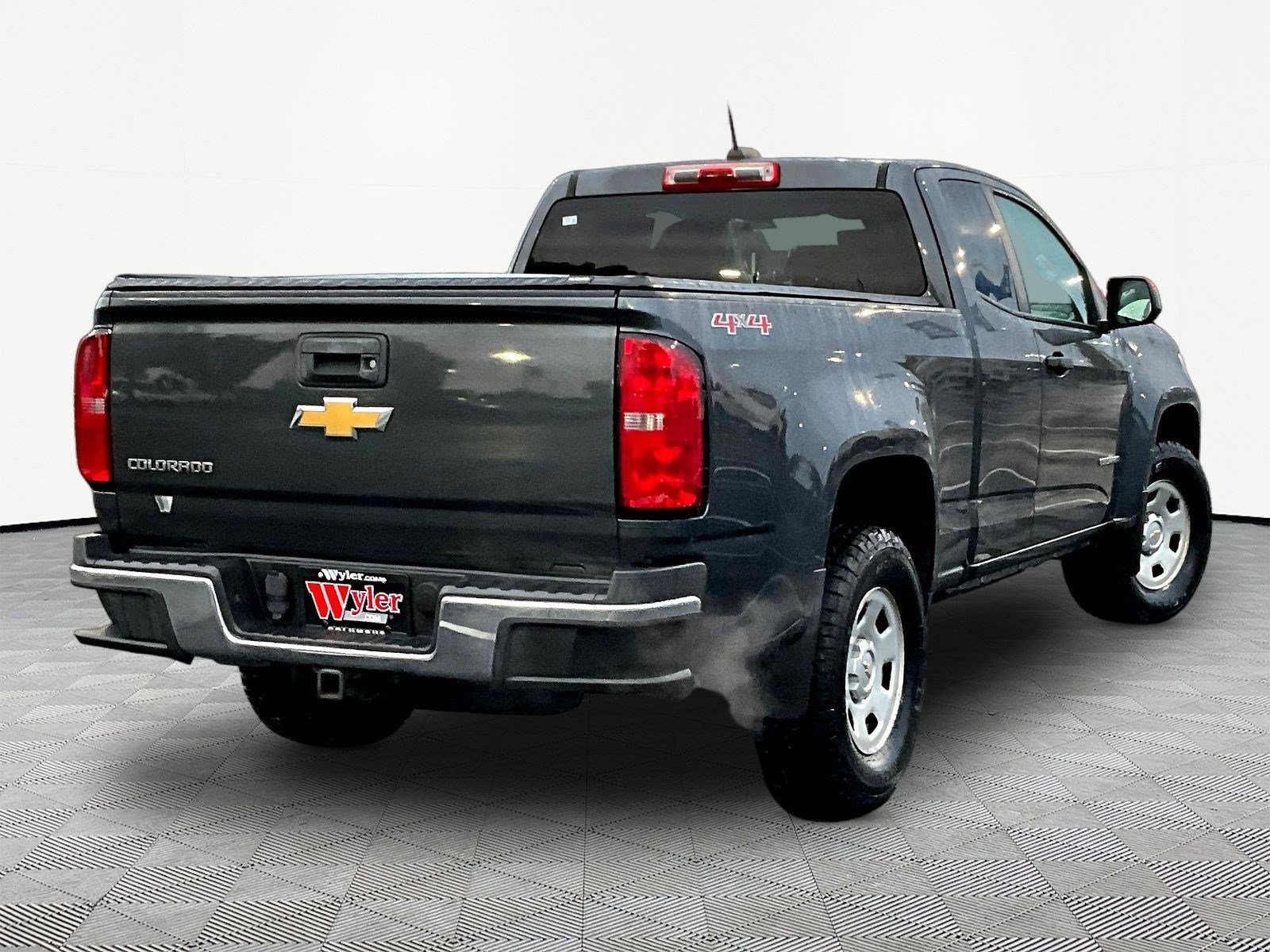 Used 2016 Chevrolet Colorado W/T w/ WT Convenience Package AWD/4WD image 6