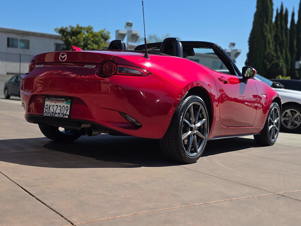 Used 2016 MAZDA MX-5 Miata Grand Touring RWD image 12