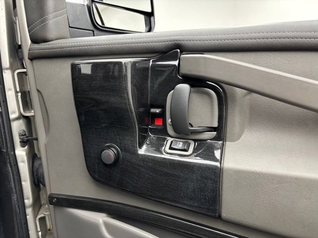 Used 2022 Chevrolet Express 2500 Extended w/ Enhanced Convenience Package RWD image 22