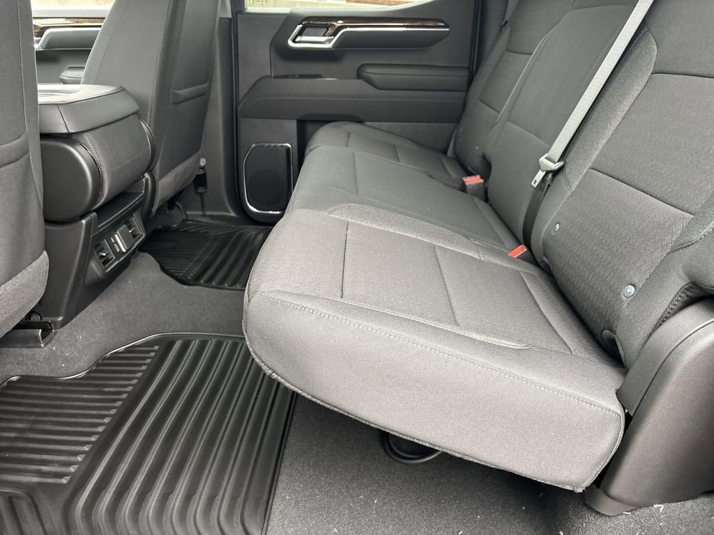 New 2026 GMC Sierra 1500 SLE w/ Preferred Package AWD/4WD image 25